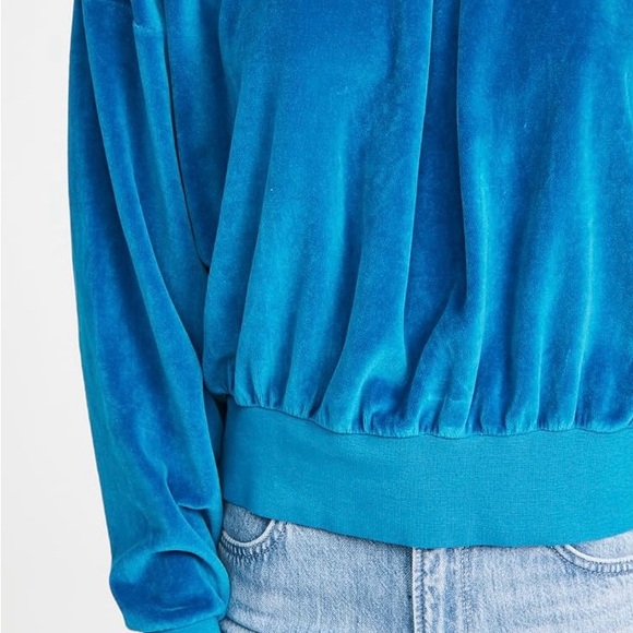 Suzie Kondi front pleat velour sweatshirt in Aegean blue. - Picture 5 of 8